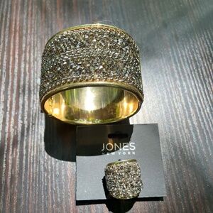 Ring and bracelet set gold band with brown and clear crystals